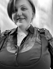 Felicia Buckner, Redken Certified Design Specialist, Master Colorist and Certified Keratin Specialist